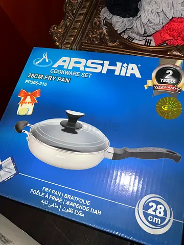 Arsha 28cm Non-Stick Fry Pan with Lid - New in Box