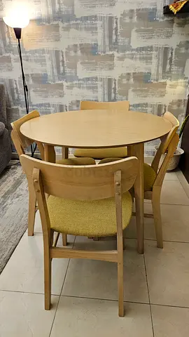 Wooden Round Dining Table with 4 Curved Chairs - Light Oak Finish