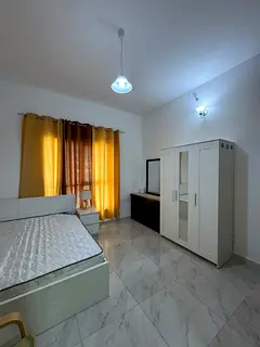 fully furnished master bedroom available for rent