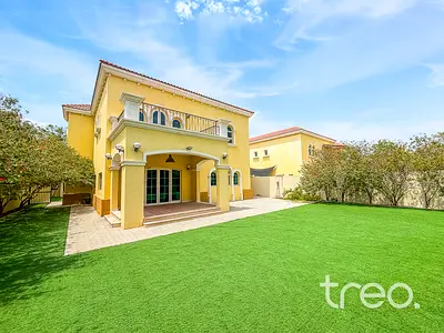 3 Bed Large | Single Row | D6 | Vacant