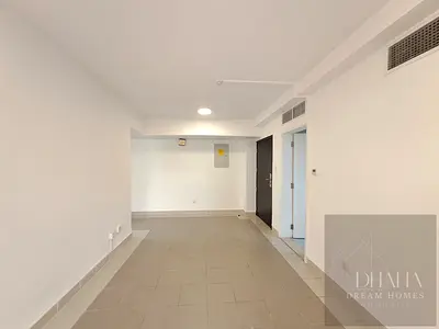 Closed To Metro || With Balcony || Only For Family || Rent Negotiable