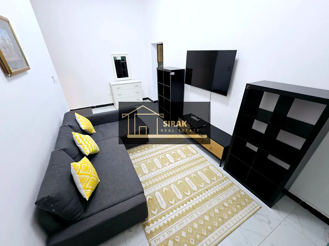 AMAZING DEAL | 1 BHK | Parking |- Internet