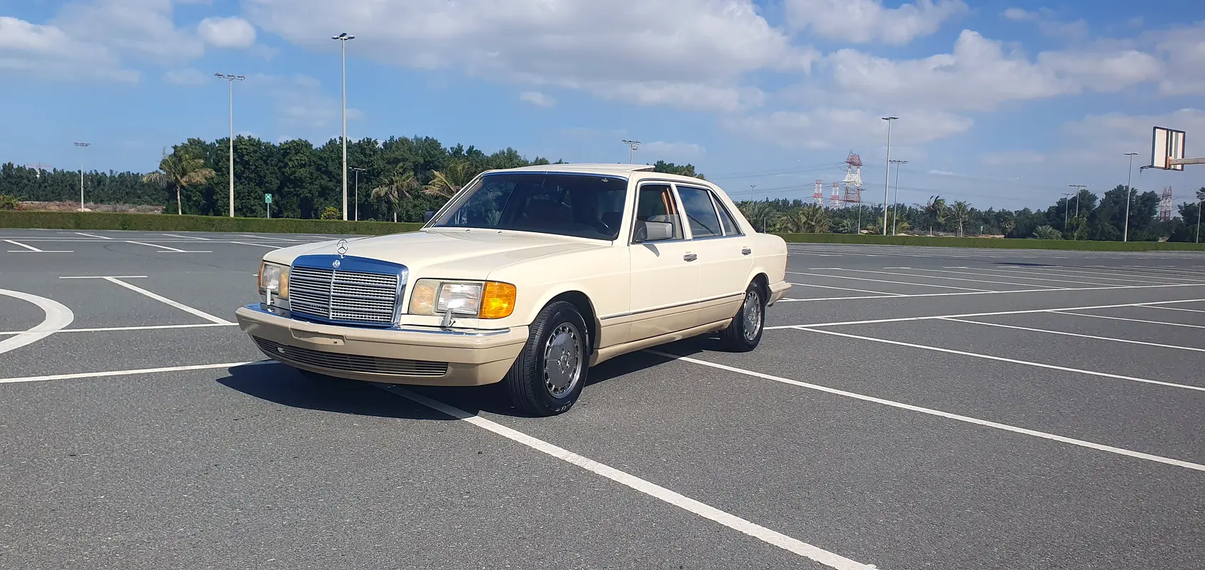 Mercedes-Benz SEL-Class 1991 — photo 1 of 19
