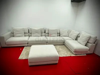 Selling Chattlesmore sofa