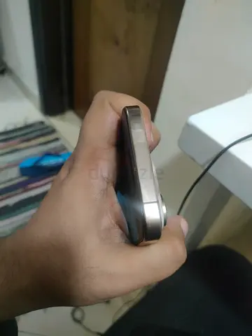 Esim only Iphone 16 pro 128GB 100% battery under warranty till dec