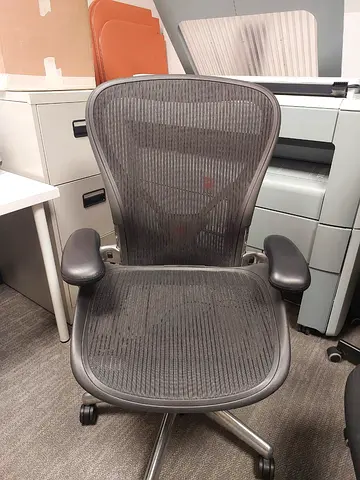 Office Chairs (7 pcs)