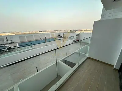Pool Facing | Close to Metro | Furnished | Vacant