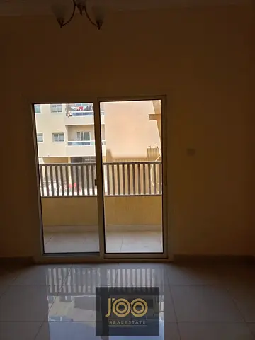 متاح غرفه وصاله  اول ساكن  الروضه 3  السعر 36000
