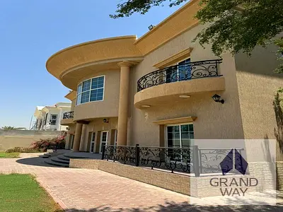 Well Maintained Villa I Huge Compound I Best Deal