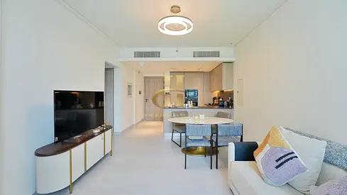 Pool View | Flexible Cheques | Luxury Building