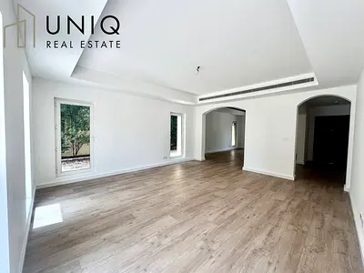 4 Bedrooms | VACANT | Single Row | Type 14