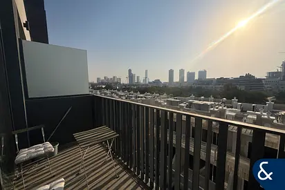 Studio | Vacant | Integrated Appliances