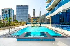 Fully-furnished Studio | Modern ~ Elegant | Partial Canal View