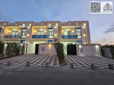 Villa with registration included, two floors and a roof, prime location.