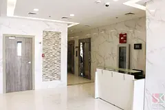 One Month Rent Free-Spacious 2 BR Flat