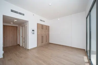 MODERN | POOL VIEW | WILL BE VACANT ON MAY 31