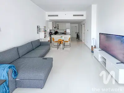 Exclusive | Pool View | Furnished