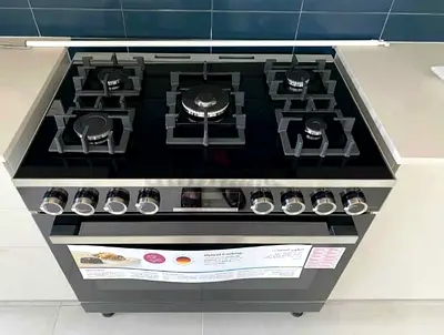 Bosch latest model 5 burner gas cooker 90by60 cm