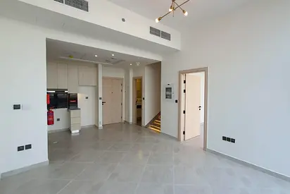 Spacious Unit | Ground Floor | Ready to Move In