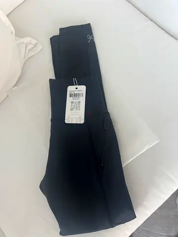 L Couture Brand new black womens high-waist active leggings with tags xs (new with tags)