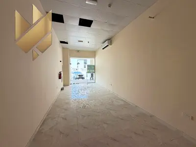 Warehouses - Shops - Showrooms - Shop in Al Hoshi - 1,000 Sq. Ft. - Security Deposit by Non-Cashable Cheque