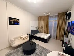 FULLY FURNISHED | VACANT | COZY STUDIO