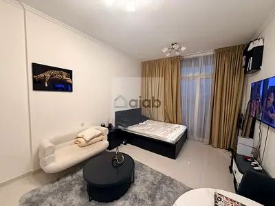 FULLY FURNISHED | VACANT | COZY STUDIO