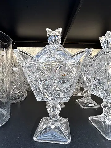 Decorative jar