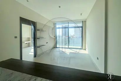 Elegant 1BR With Study | STONEHENGE RESIDENCES