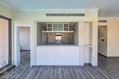 Large 2 Bedroom | Upgraded | Lake and Burj View