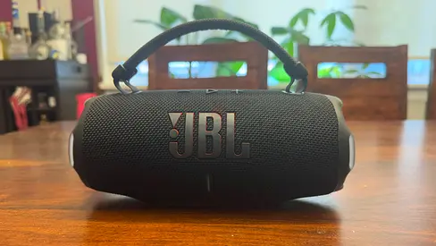 JBL Portable Bluetooth Speaker - Good Condition