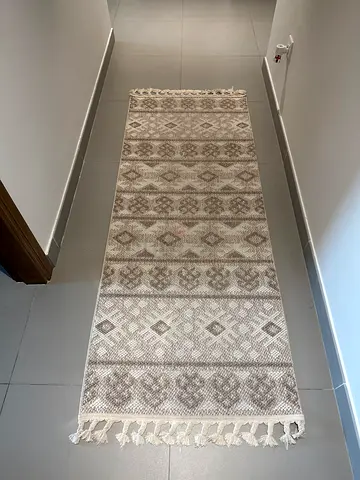 Runner carpet