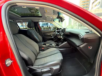 Peugeot 2008 GT Line, миниатюра 2