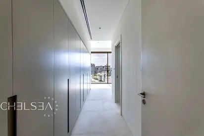 CORNER TOWNHOUSE | G+1 | CLOSE TO MALL