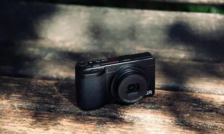 Ricoh GR IV  Camera - MINT  Condition