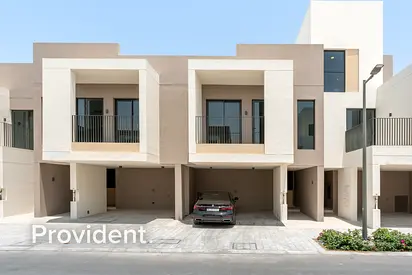 Brand New | Vacant | On The Amenities