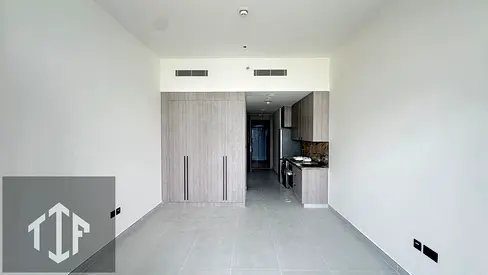 Brand New Prime Location Stunning Studio + Appliances