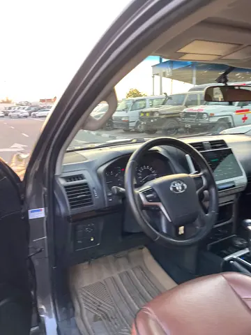 صورة 10 لـ 2019 Toyota PRADO