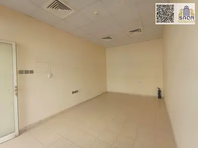 محل تجاري للإيجار بسعر 16 ألف درهم سنوياً بموقع مميز مناسب لجميع الأنشطة التجارية