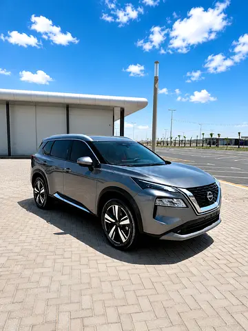 2024 NISSAN XTRAIL - FULL OPTION - GCC SPECS - 11,000KM ONLY - LIKE NEW CONDITION