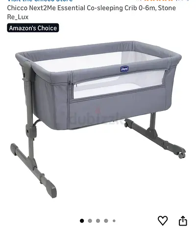 Moving out Sale- Portable chicco bedside bassinet / cradle in very excellent condition