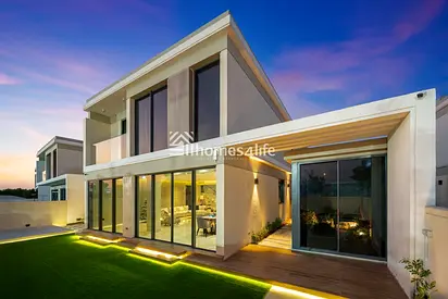FULLY UPGRADED | LARGE PLOT | SINGLR ROW