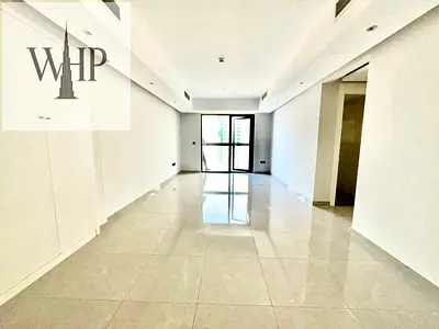 Modern 2BHK | Balcony | Free Parking | Family Building