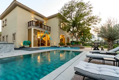 TROPHY LISTING - LUXURY 4-Bed in JUMEIRAH ISLAND - for LEASE