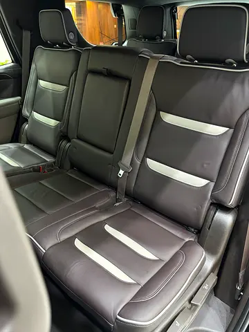 صورة 15 لـ 2023 GMC YUKON