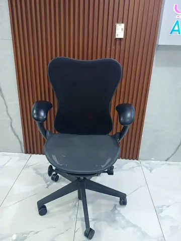 For Sale Herman Miller meer v2 Office chair Fully Loaded