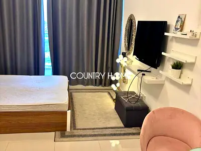 Furnished Studio | Golf Community Living