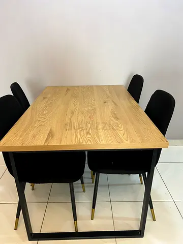 Dinning table