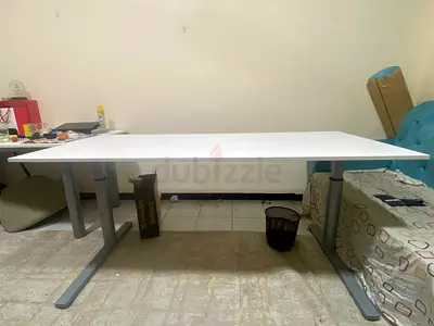 Adjustable table/Large White Office/Conference Table - Sturdy Metal Legs