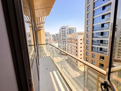 شقة بغرفة نوم واحدة | برج المراد | شرفة | إطلالة على وسط المدينة